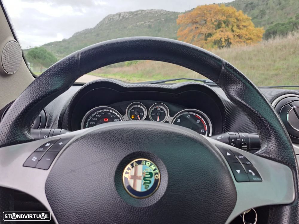 Alfa Romeo MiTo 1.3 JTD Distinctive - 18