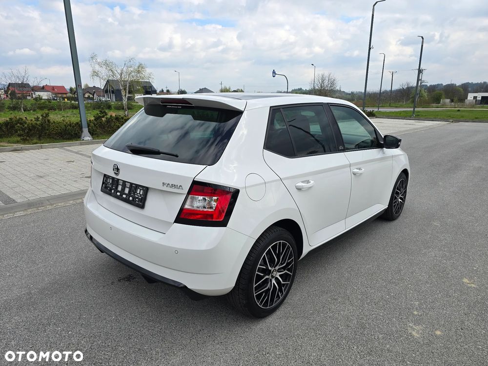 Skoda Fabia 1.0 TSI Monte Carlo - 32
