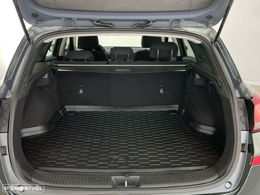 Hyundai i30 1.6 CRDI STyle - 13