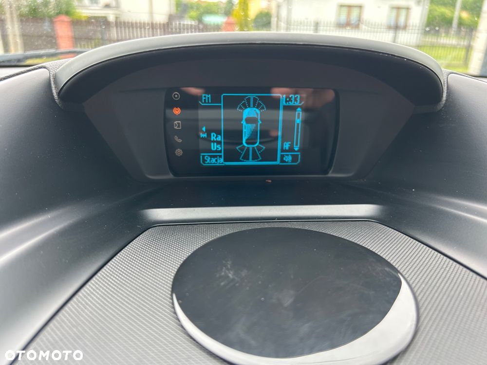 Ford Kuga 1.5 EcoBoost 2x4 Titanium - 27