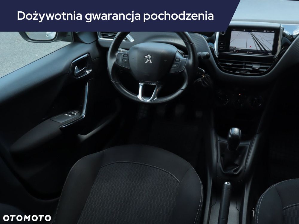 Peugeot 208 - 9