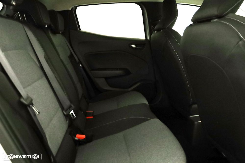 Renault Clio 1.0 TCe Evolution Bi-Fuel - 23