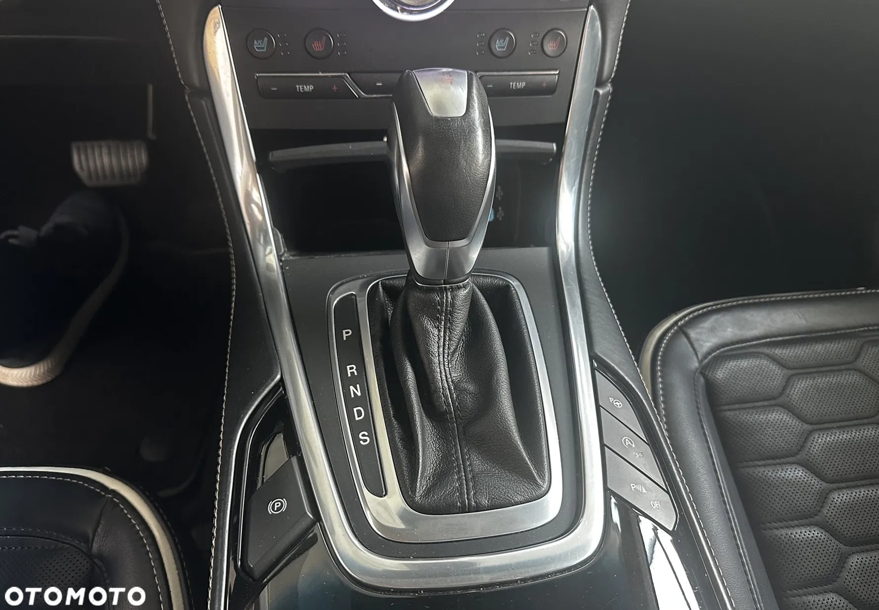 Ford Edge 2.0 TDCi Bi-Turbo 4x4 Vignale - 19
