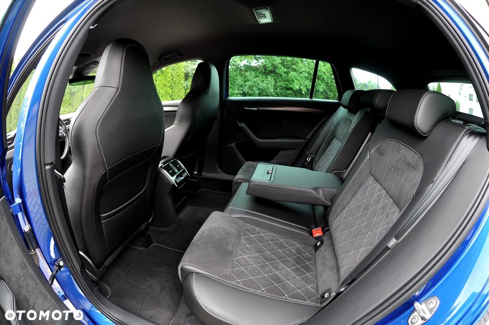 Skoda Superb 1.4 TSI Plug-In Hybrid Sportline DSG - 25