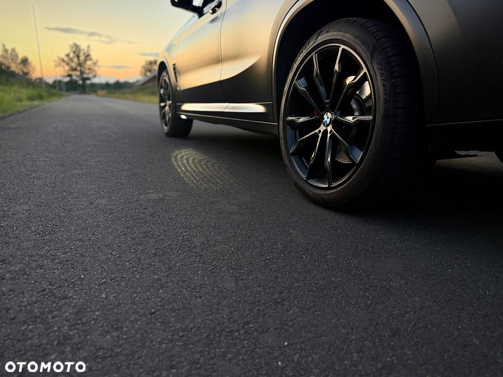 BMW X4 xM40i mHEV - 8