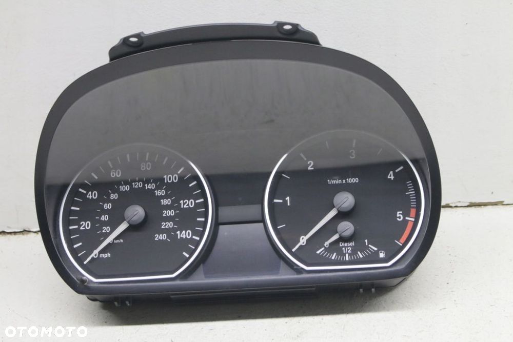 LICZNIK bmw E87 2.0 - 1