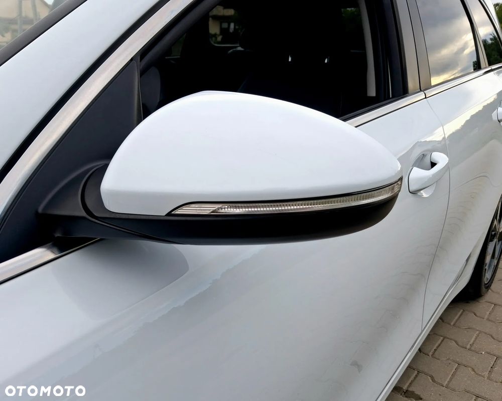 Kia Ceed 1.4 T-GDI OPF Platinum Edition - 14