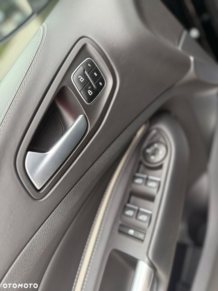 Ford Kuga 1.5 EcoBoost 4x4 Vignale - 15