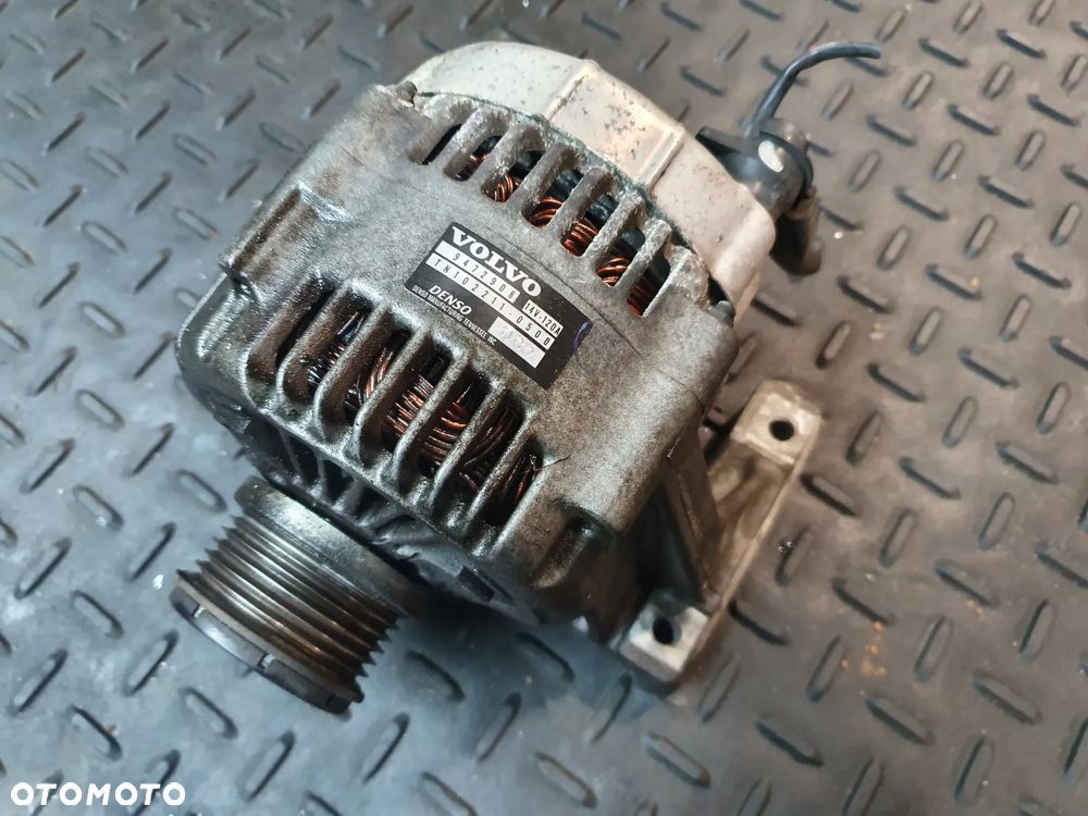 ALTERNATOR Volvo S40 V40 S40 2.0 T  9472908 120A Alternator - 1