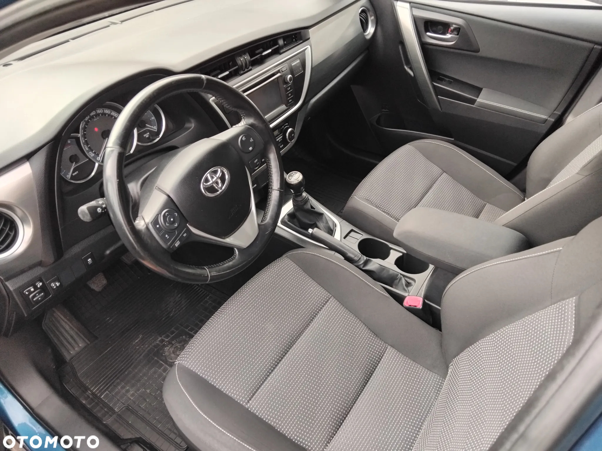 Toyota Auris 1.33 Dual-VVT-i Comfort - 16