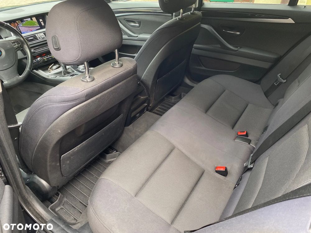BMW Seria 5 520d - 15