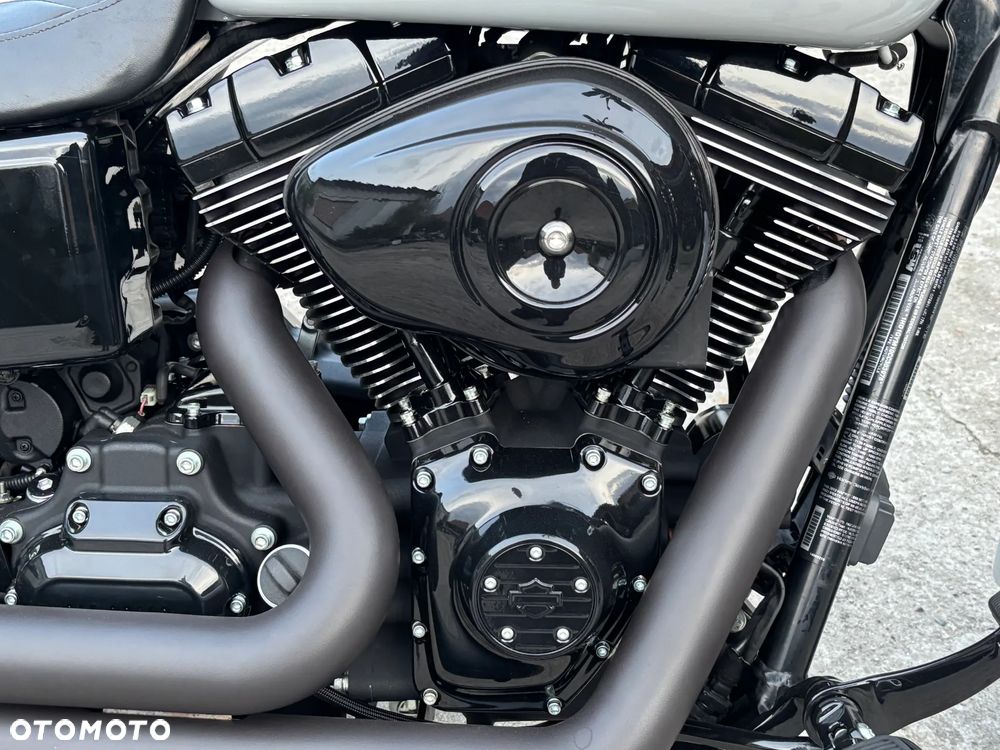 Harley-Davidson Dyna Fat Bob - 10