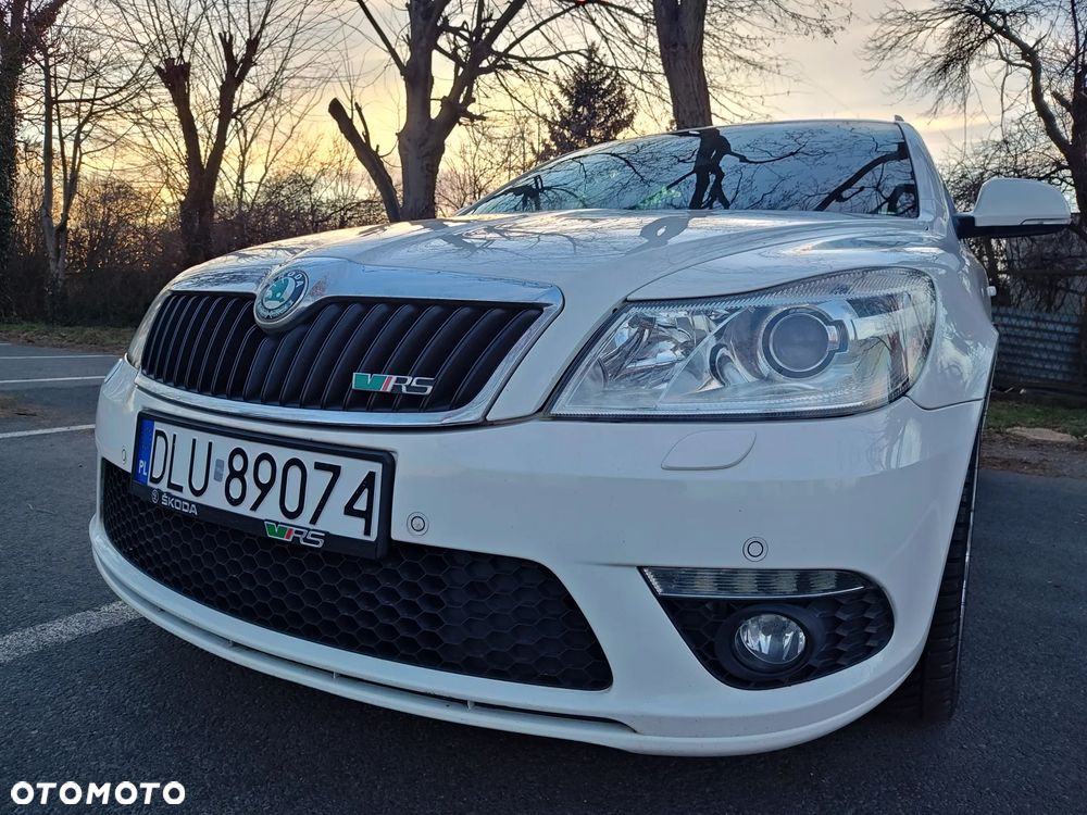 Skoda Octavia 2.0 TDI CR DPF RS - 18