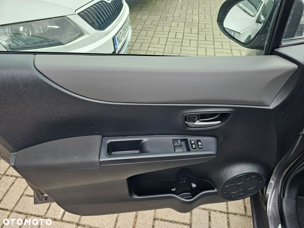Toyota Yaris - 19