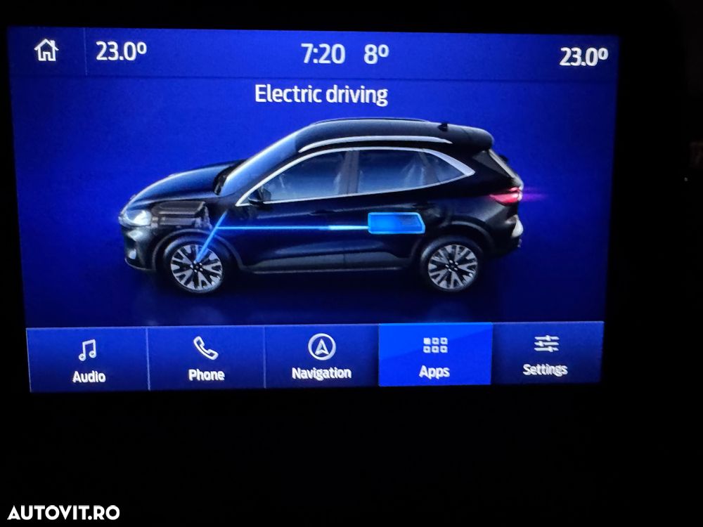 Ford Kuga 2.5 Duratec FHEV 4x4 ST-LINE - 26