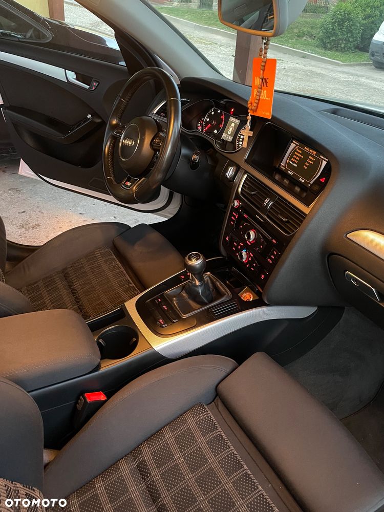 Audi A4 Limousine 2.0 TDI Quattro - 11