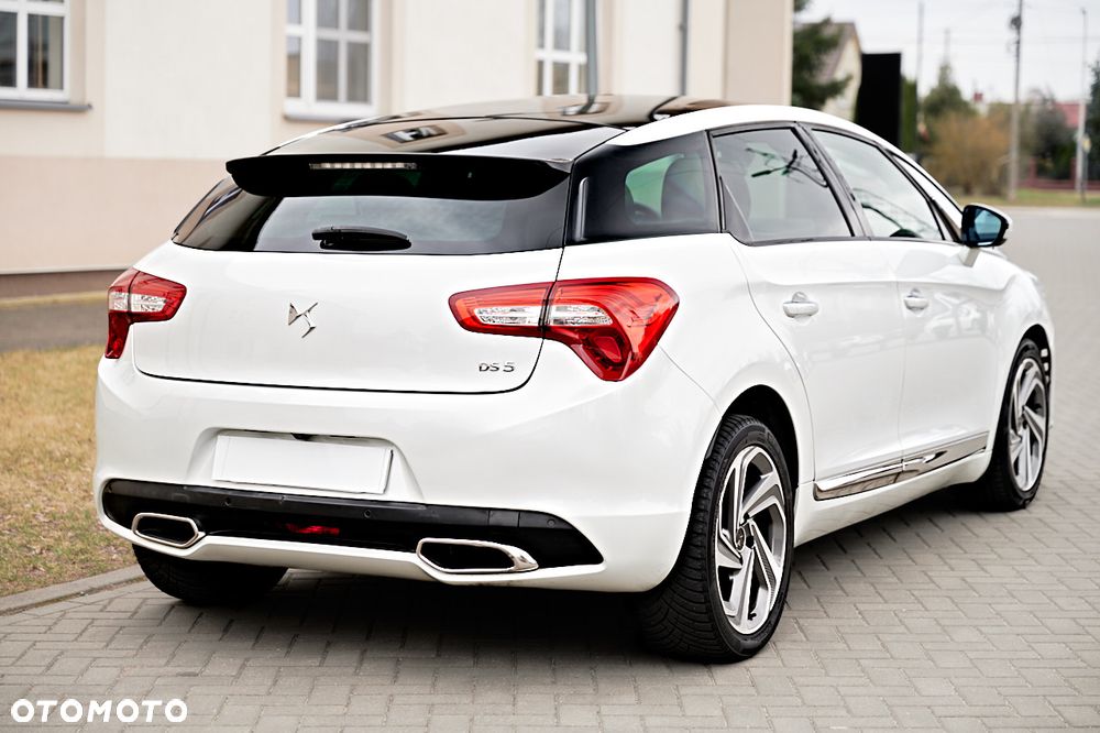 DS Automobiles DS 5 - 10