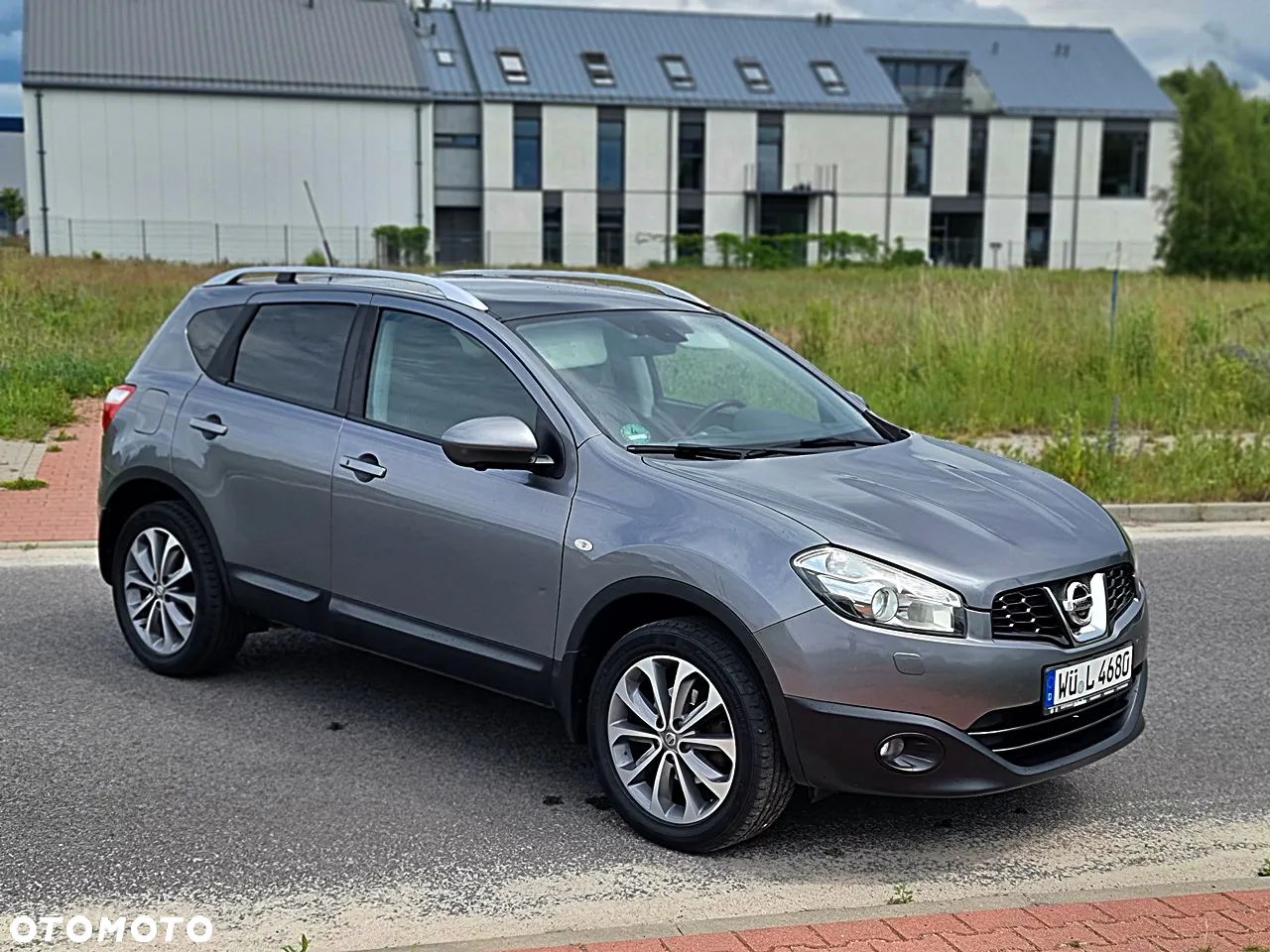 Nissan Qashqai - 1