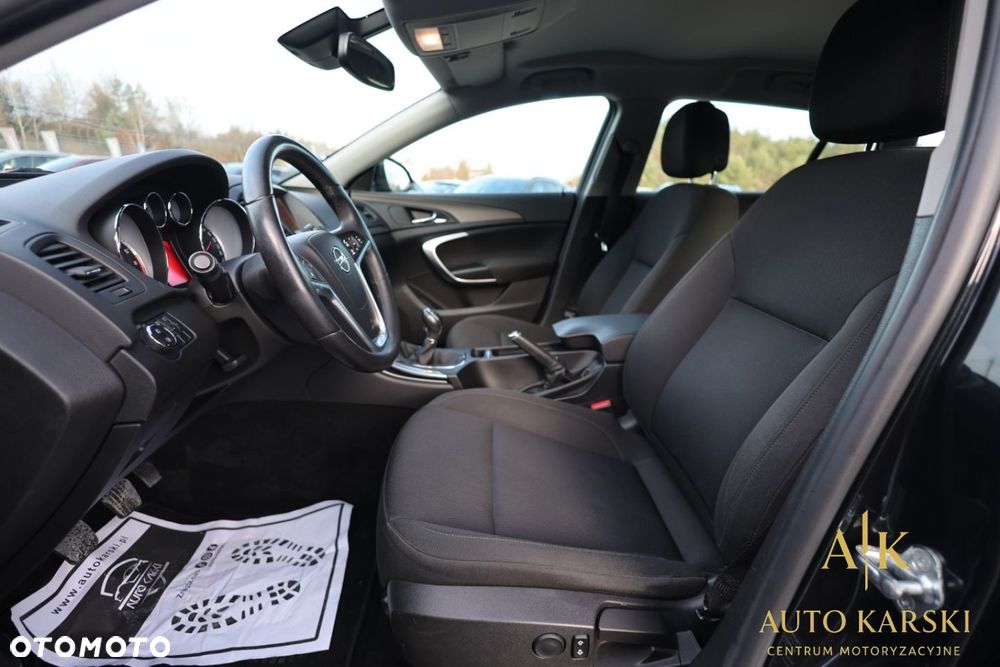 Opel Insignia - 36