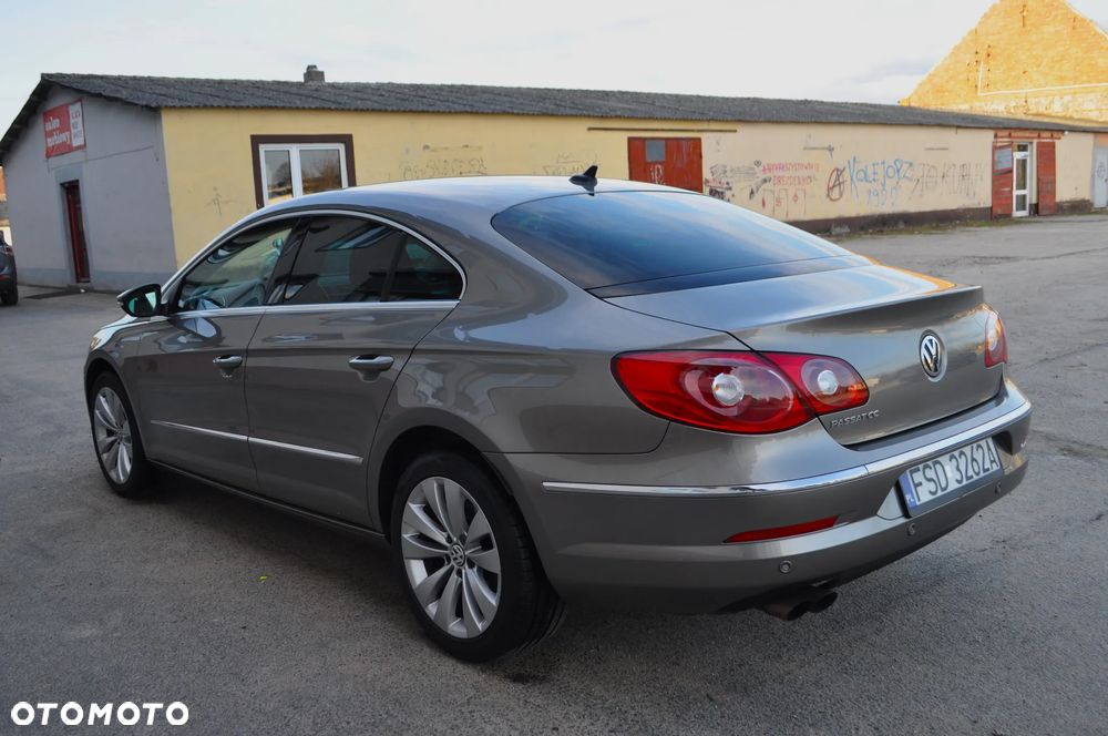 Volkswagen Passat CC - 6