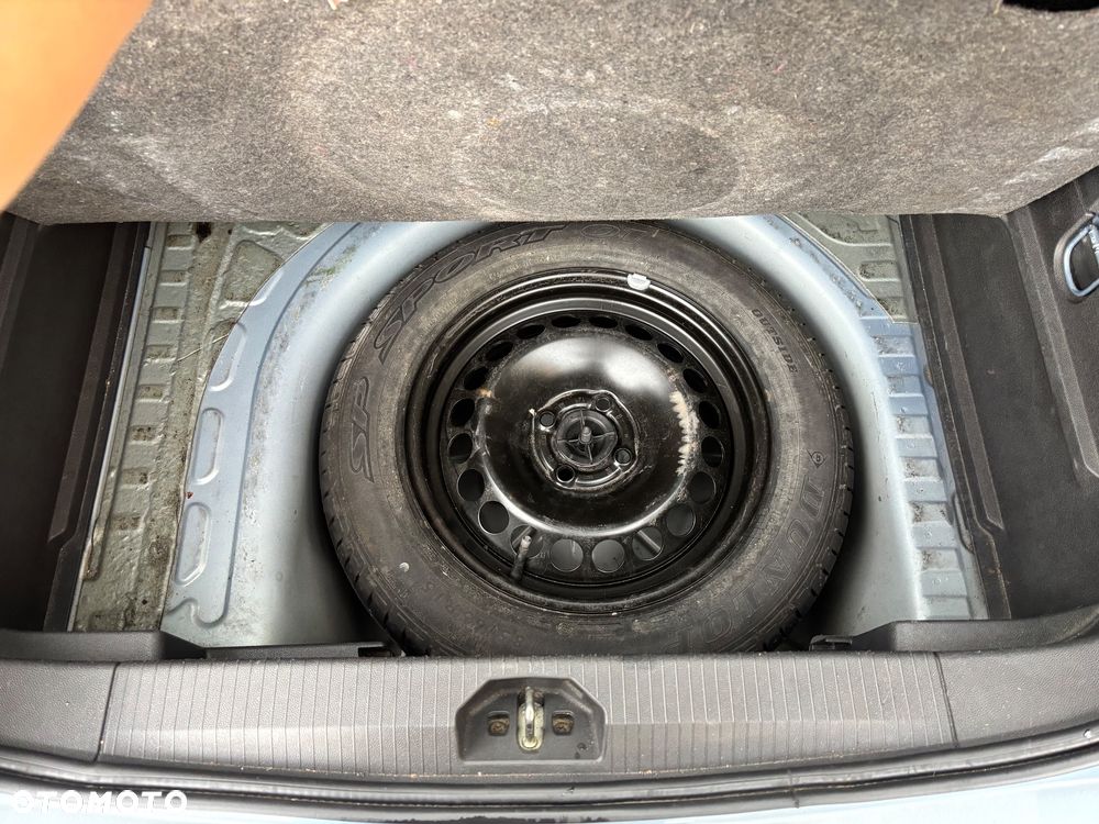 Opel Corsa 1.2 16V Enjoy - 15