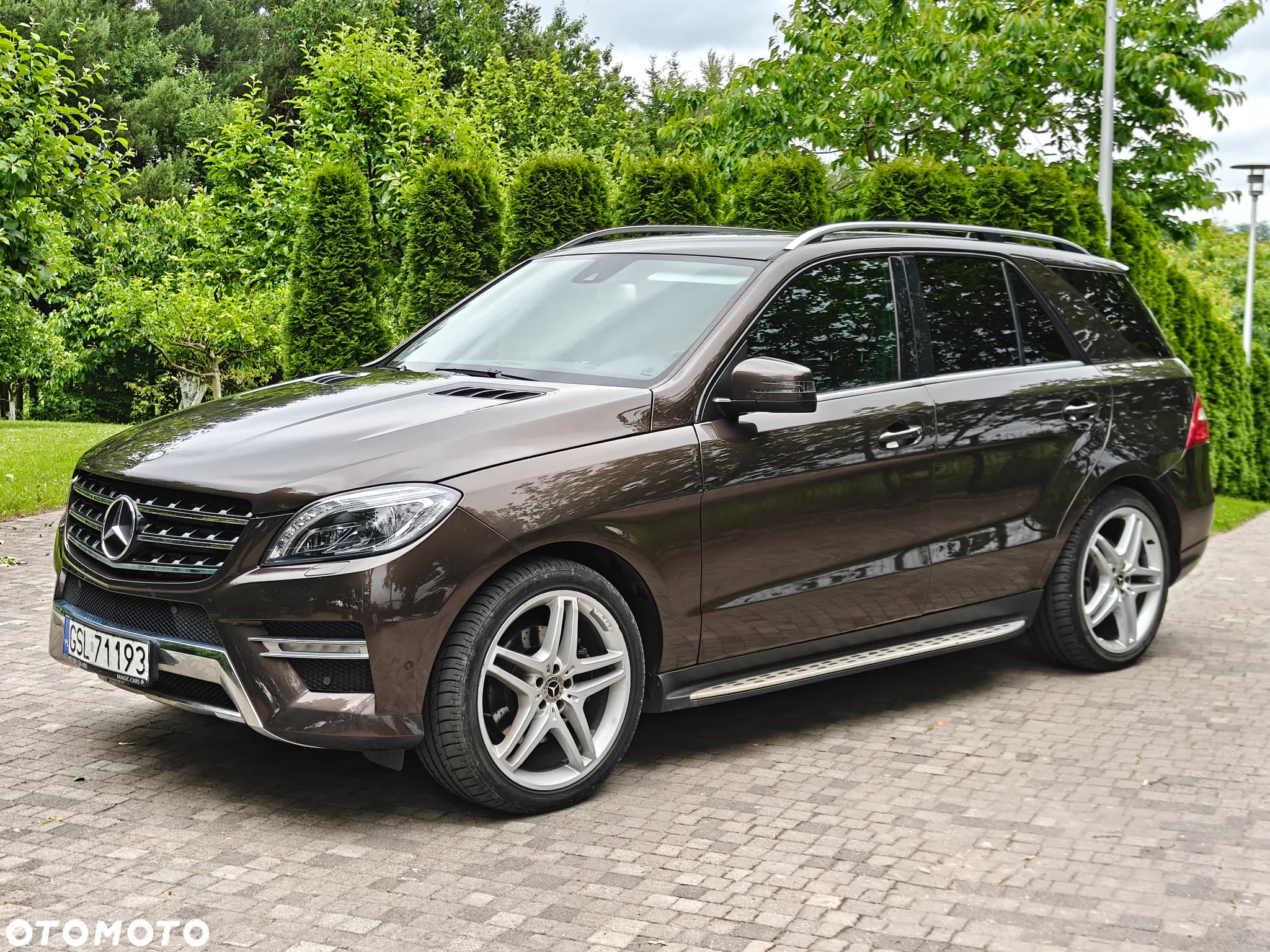 Mercedes-Benz ML 350 BlueTec 4-Matic - 2