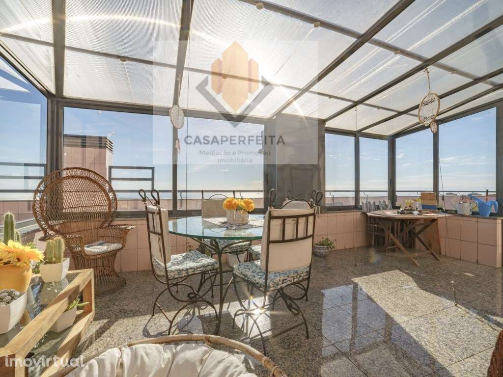 Deslumbrante Penthouse T4 Duplex com Terraço e Vistas Inacreditávei... - Grande imagem: 5/36