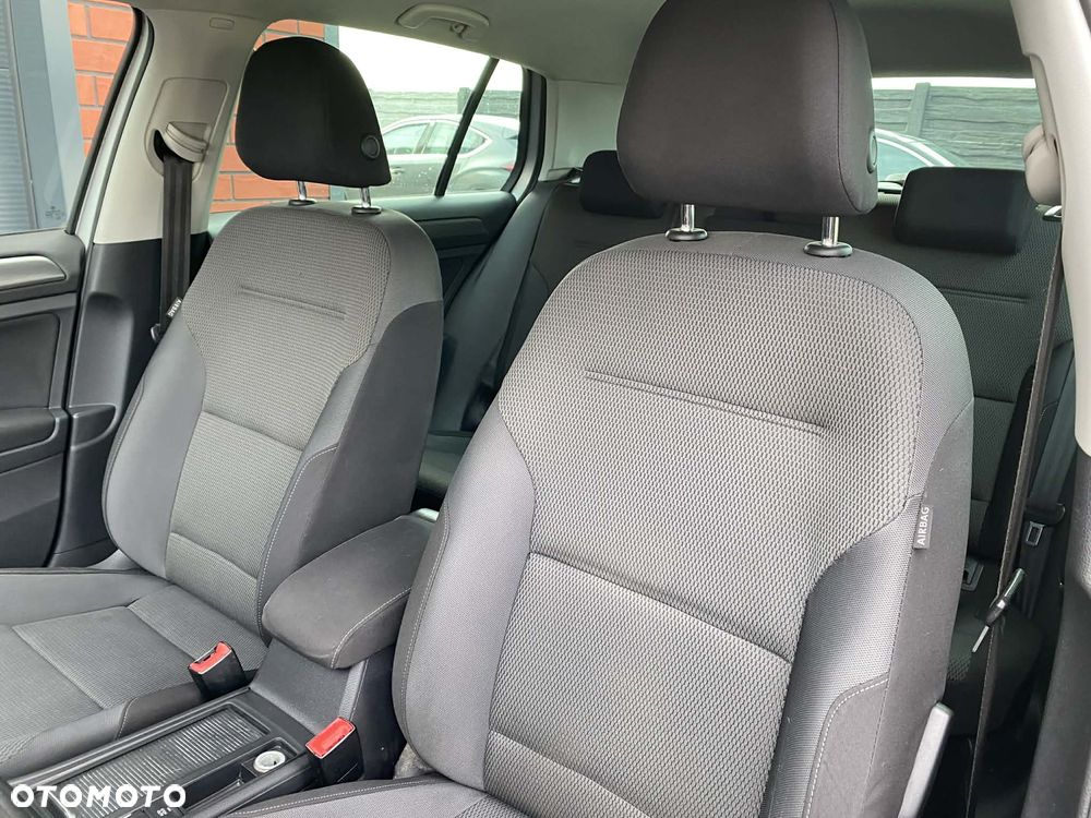 Volkswagen Golf 1.6 TDI BlueMotion Technology DSG Comfortline - 10