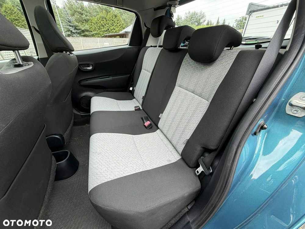 Toyota Yaris 1.33 Premium EU6 - 8