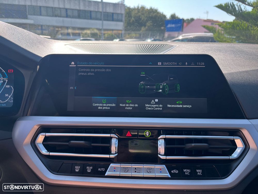 BMW 320 e Corporate Edition Auto - 43