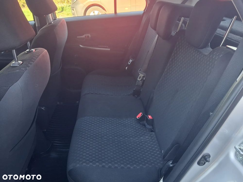 Toyota Urban Cruiser 1.33 4x2 Club - 28