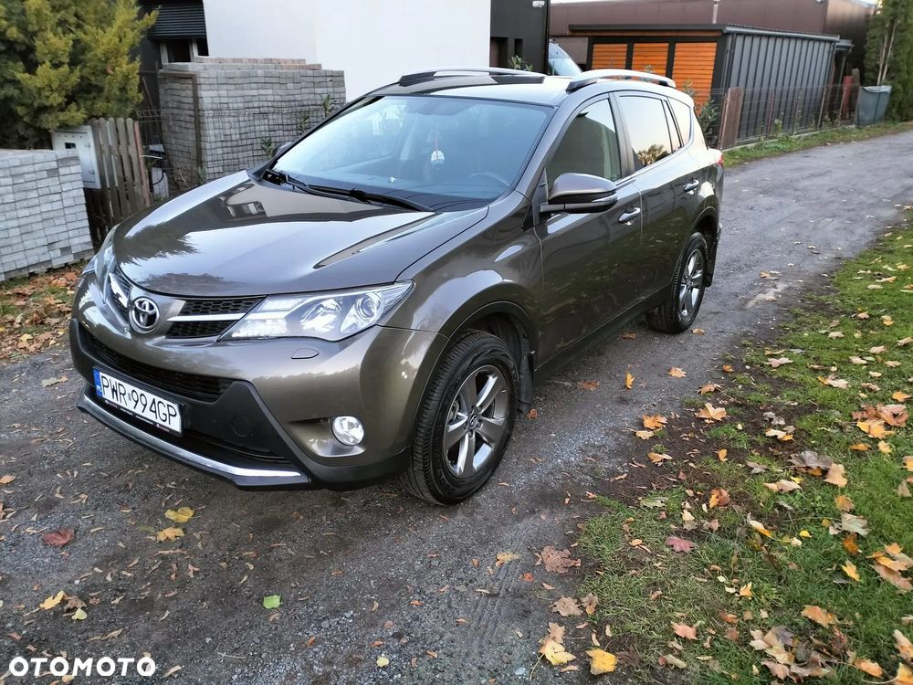 Toyota Rav4 2015 photo 2