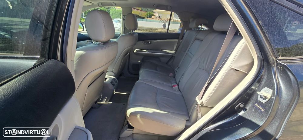 Lexus RX 400h Medium 17 - 11
