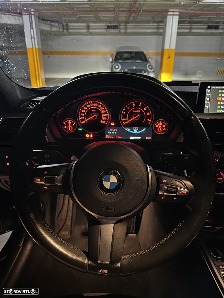 BMW 330 e iPerformance Pack M - 23