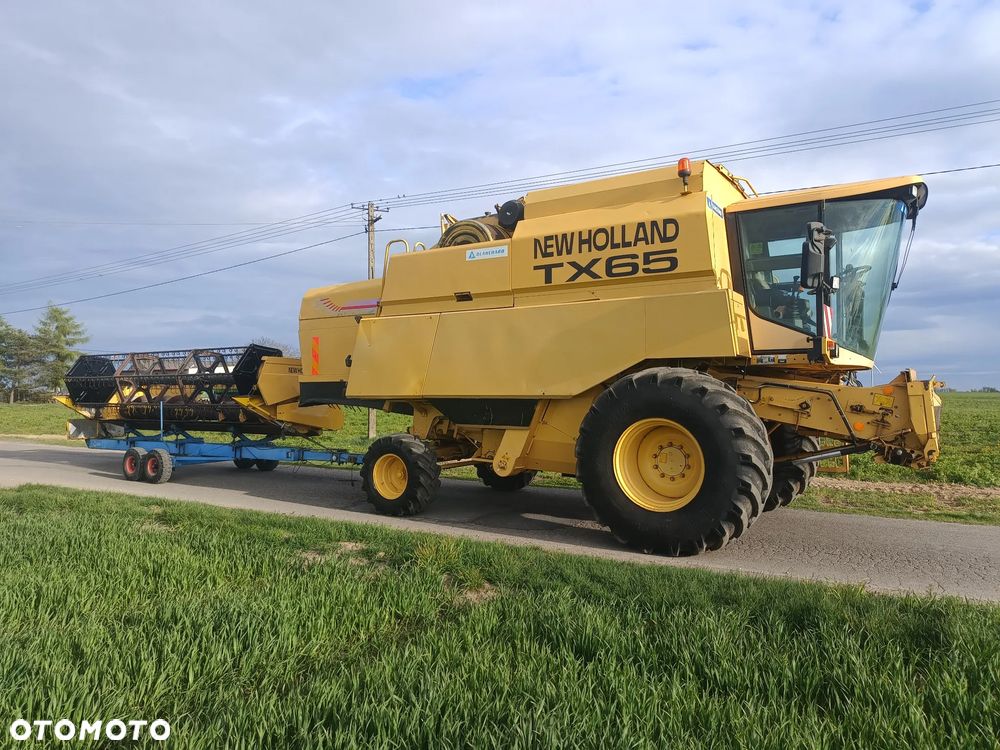 New Holland TX 65 Plus - 5