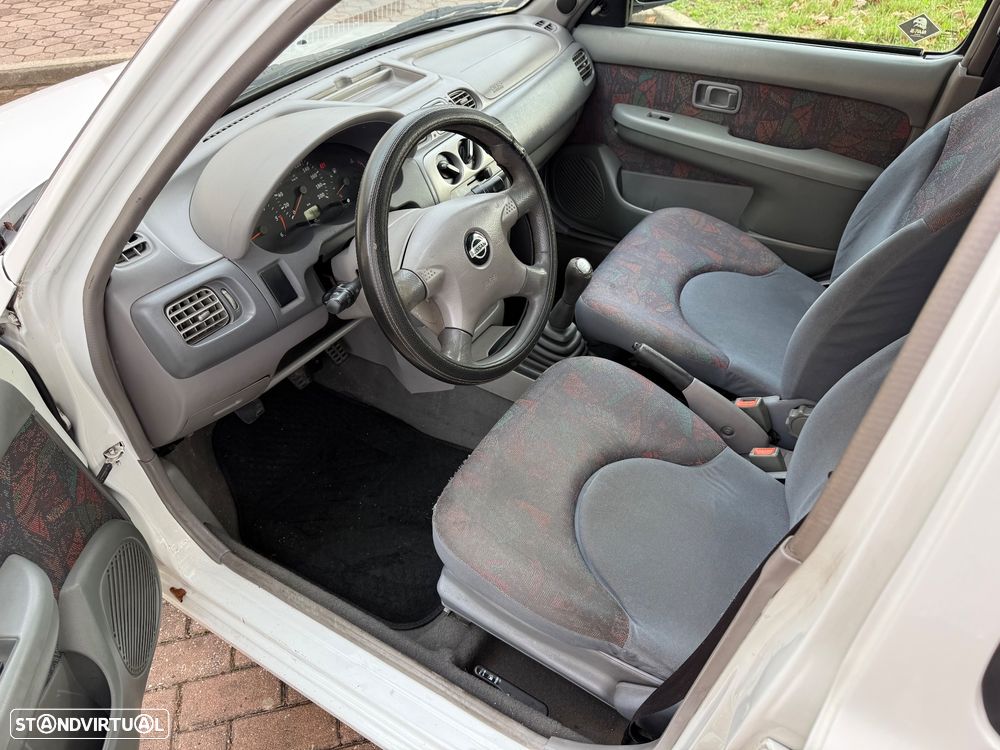 Nissan Micra 1.5 D Luxury - 9