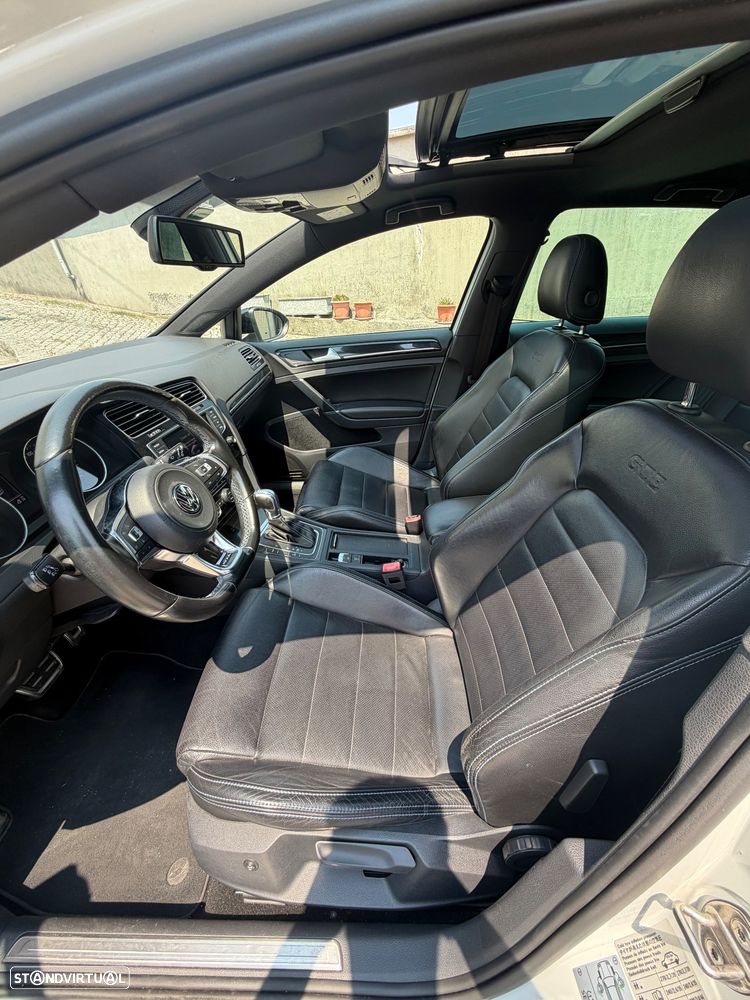 VW Golf - 8