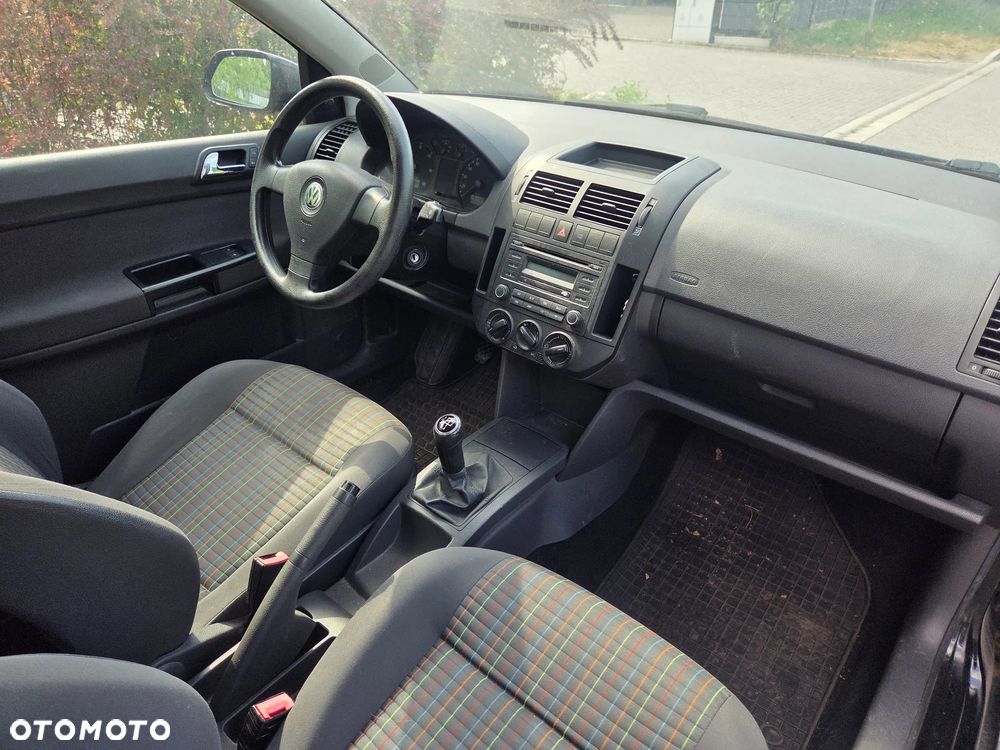 Volkswagen Polo - 13