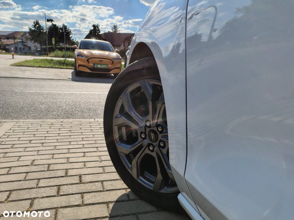 Ford Focus - 28