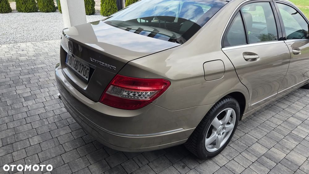 Mercedes-Benz Klasa C - 22
