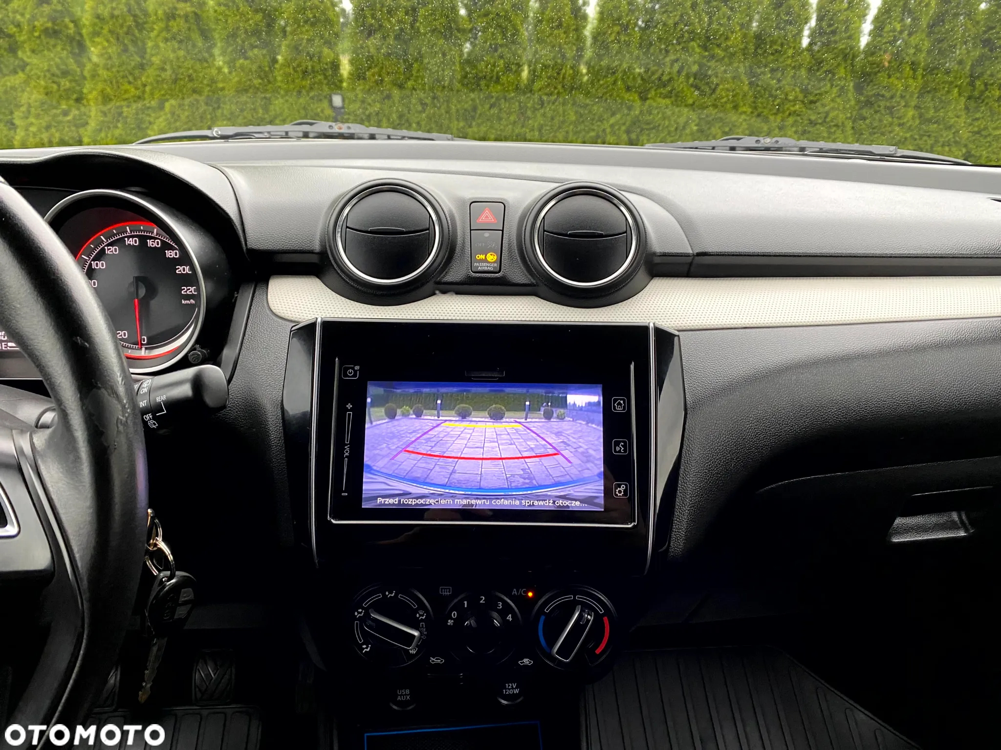 Suzuki Swift - 8
