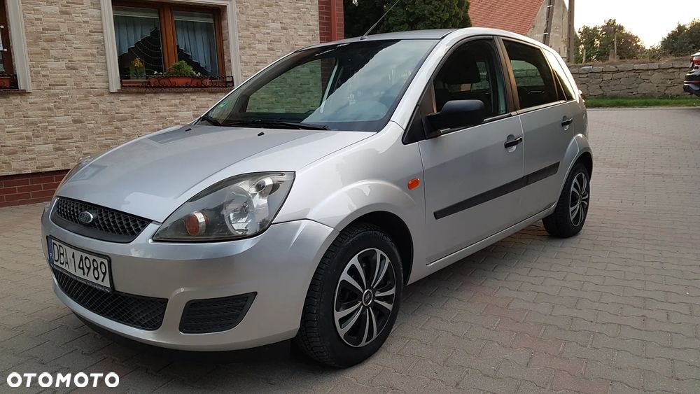 Ford Fiesta 1.25 Trend - 2
