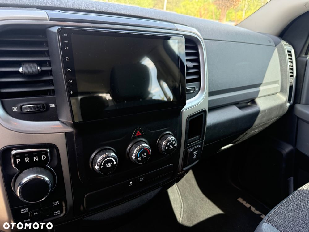 RAM 1500 Crew Cab Shortbed Bighorn - 8