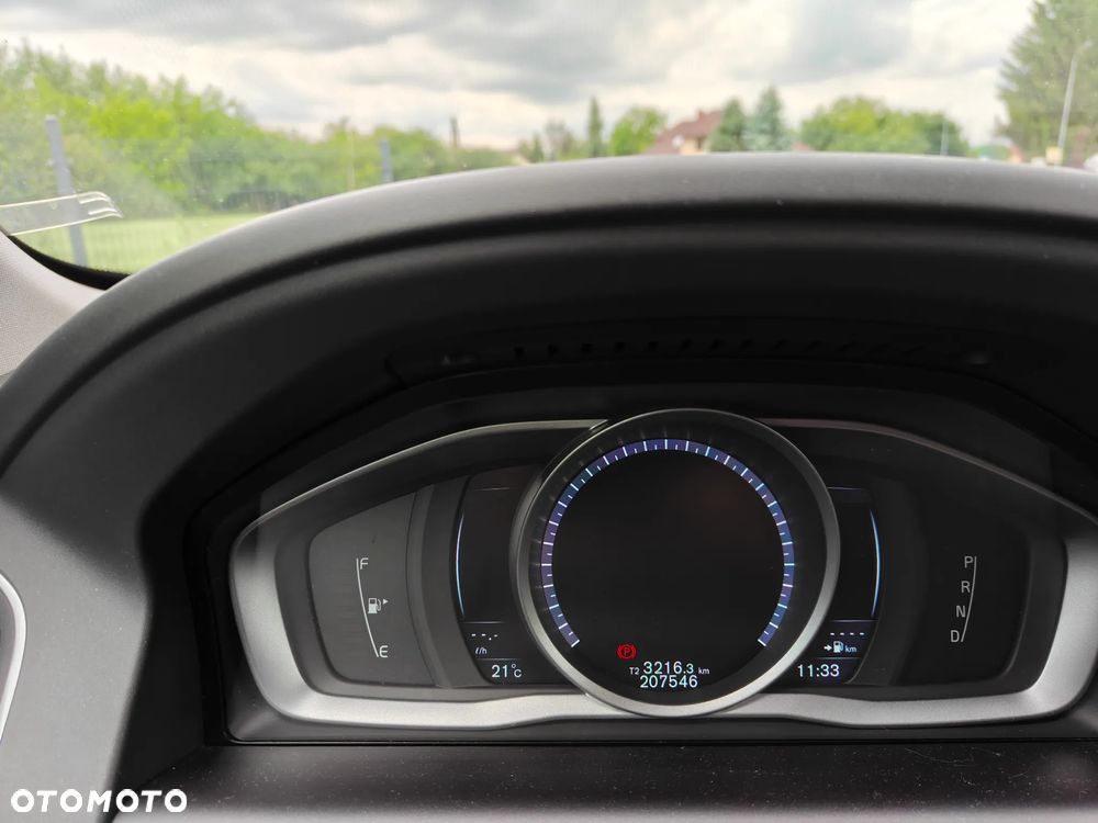 Volvo XC 60 D3 Drive-E Momentum - 17