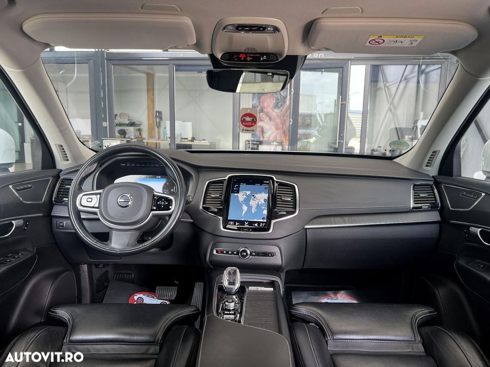 Volvo XC 90 - 8