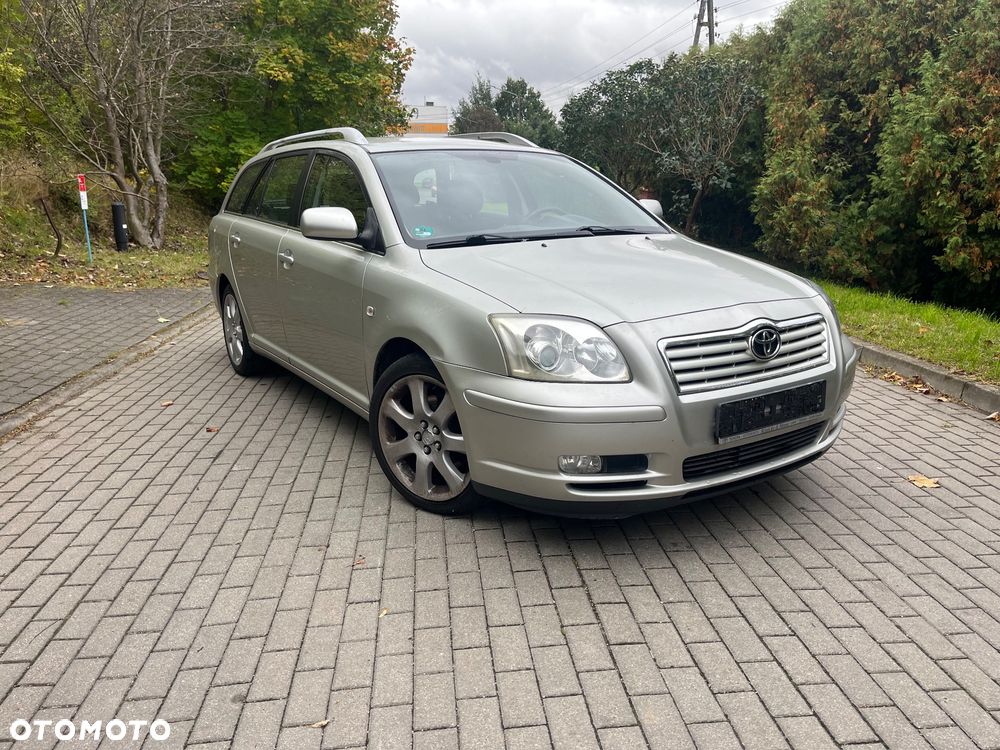 Toyota Avensis 2.0 VVT-i Combi Executive - 3