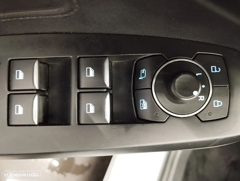 Ford Focus SW 1.0 EcoBoost ST-Line - 15