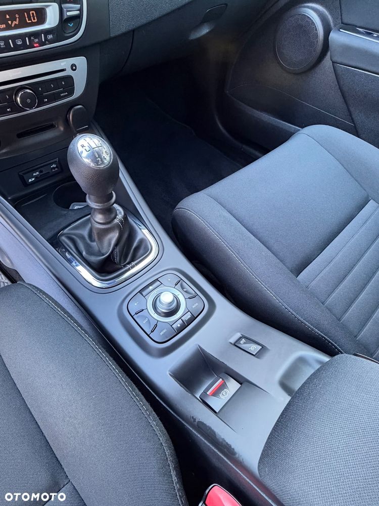 Renault Megane ENERGY TCe 115 Start & Stopp LIMITED - 29
