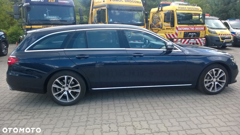 Mercedes-Benz Klasa E 350 d 4Matic 9G-TRONIC Exclusive - 7