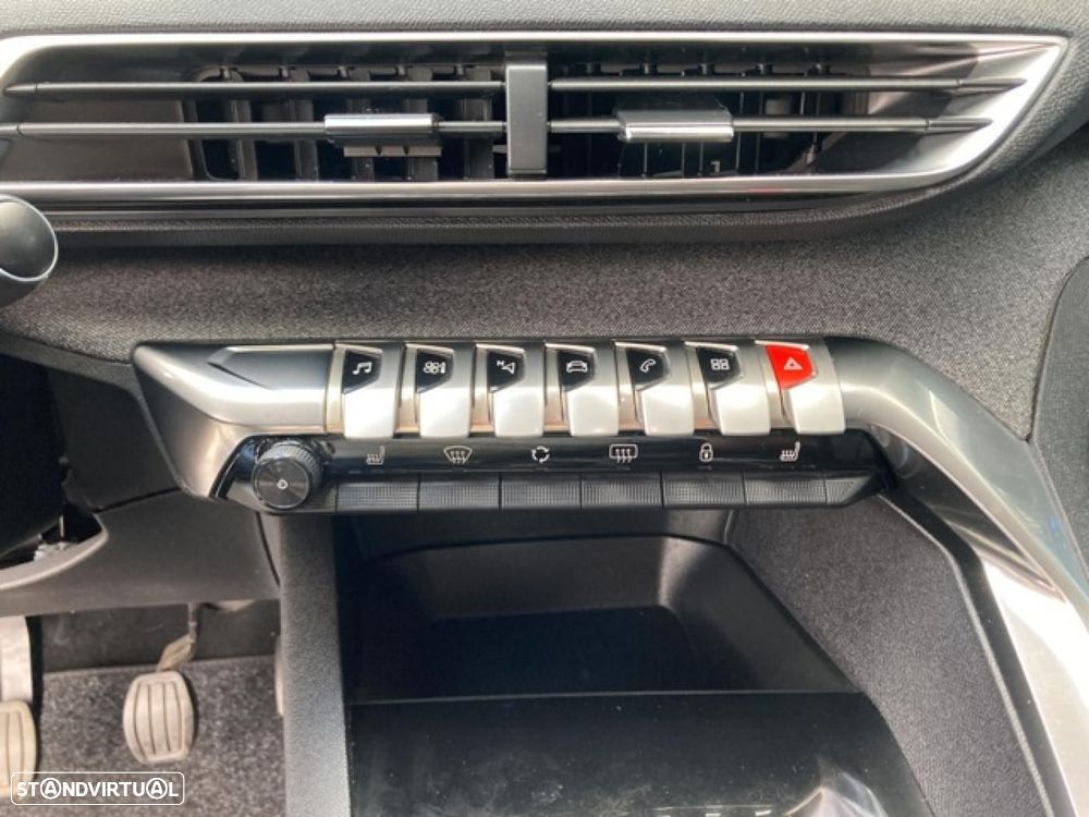 Peugeot 3008 1.2 PureTech Active - 23